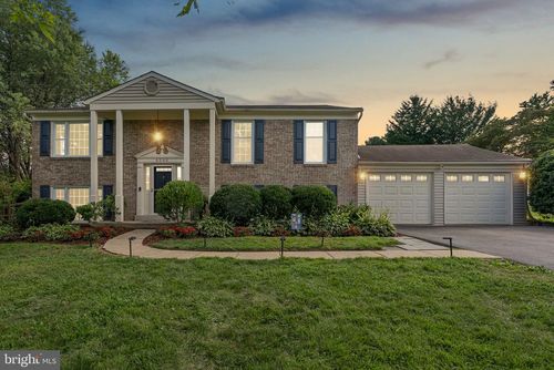 6540 Farmingdale Ct, DERWOOD, MD, 20855-1505 | Card Image