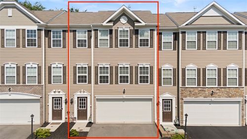 209 Lockheed Dr, Coraopolis, PA, 15108-3159 | Card Image
