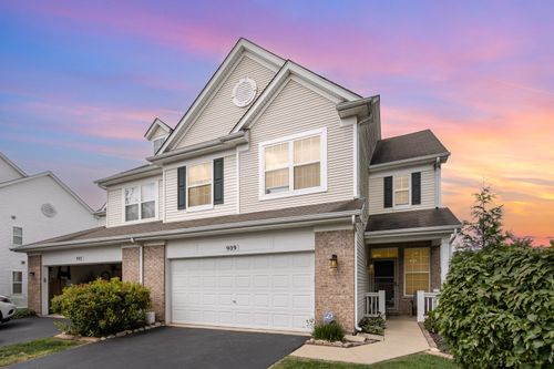 909 Bluebell Cir, Joliet, IL, 60431-8875 | Card Image