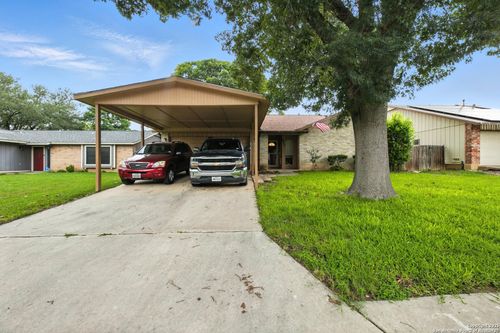 9407 Lands Point St, San Antonio, TX, 78250-2828 | Card Image
