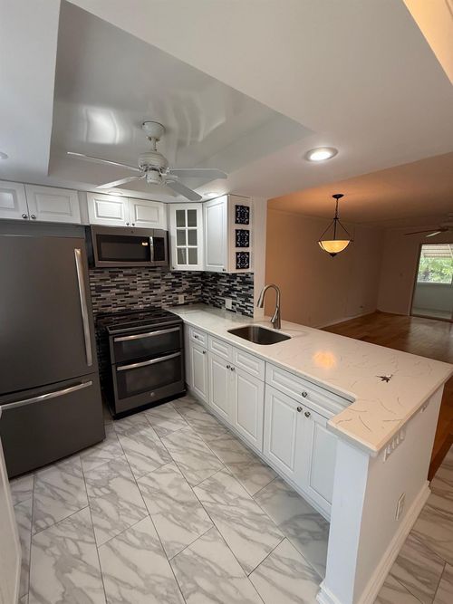 102-2141 Ne 1st Ct, Boynton Beach, FL, 33435-2382 | Card Image