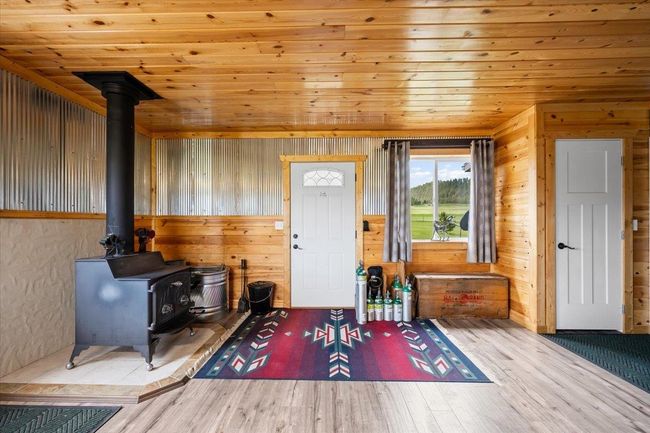 12 Brush Hollow Dr, House other with 3 bedrooms, 2 bathrooms and null parking in Hulett WY | Image 5
