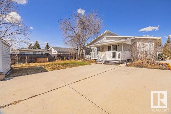 5209 37a Ave, House other with 4 bedrooms, 2 bathrooms and null parking in Wetaskiwin AB | Image 16