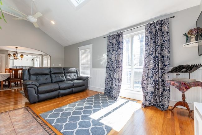 2 - 169 Walker Rd, Condo with 3 bedrooms, 1 bathrooms and 1 parking in Swampscott MA | Image 13