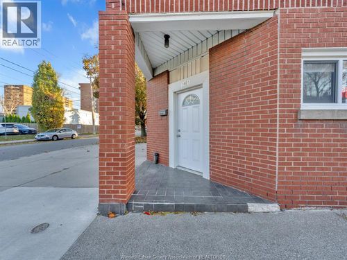 1601 Pelissier St, Windsor, ON, N8X1N1 | Card Image
