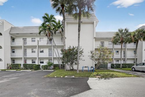 309-8130 Sunrise Lakes Blvd, Sunrise, FL, 33322-1594 | Card Image