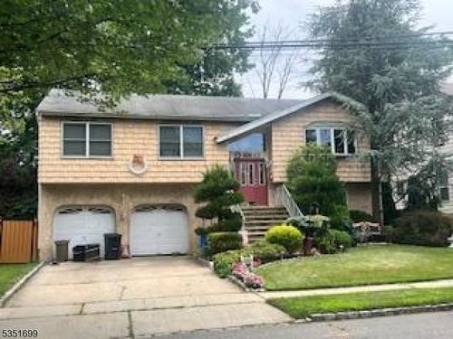 635 Bloomingdale Ave, Kenilworth, NJ, 07033-1905 | Card Image