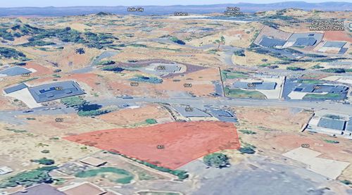 1670 Robin Pl, Paradise, CA, 95969-2809 | Card Image