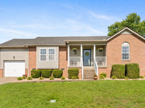 128 Jesse Brown Dr, Goodlettsville, TN, 37072-7052 | Card Image