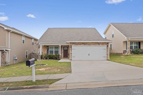 495 Eisenhower Dr, Crestview, FL, 32539-6953 | Card Image