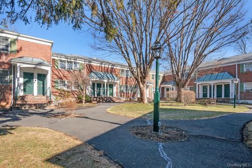 apt-2-590 Bedford Rd, Pleasantville, NY, 10570-3356 | Card Image