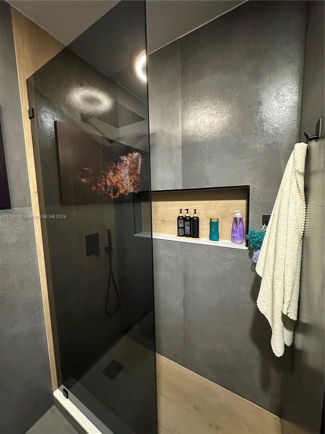 APT-1601 - 8520 Nw 139 Th Ter, Townhouse with 3 bedrooms, 3 bathrooms and null parking in MIAMI LAKES FL | Image 28