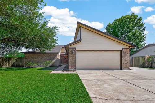 12306 River Bend Dr, Mont Belvieu, TX, 77523-9669 | Card Image
