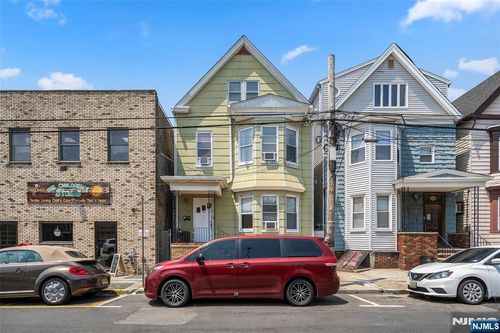 104 N 5th St, Harrison, NJ, 07029-1406 | Card Image