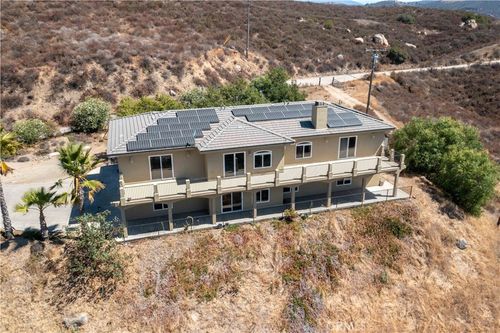 19075 Caesar Dr, Ramona, CA, 92065-6211 | Card Image