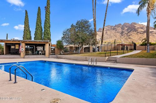 242 E Calle Turquesa, Oro Valley, AZ, 85704-6613 | Card Image