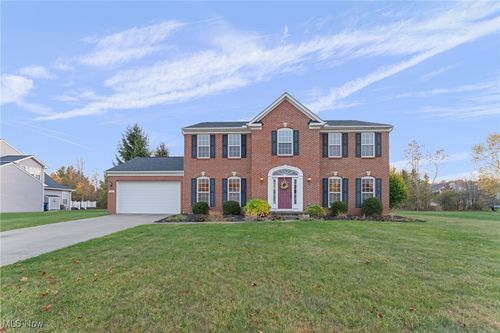 43 Fox Ridge Way, Tallmadge, OH, 44278-3917 | Card Image