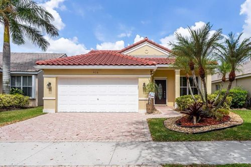 916 Savannah Falls Dr, Weston, FL, 33327-1714 | Card Image