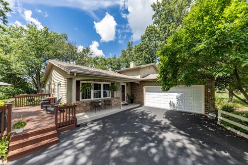 26W430 Natalie Ct, Carol Stream, IL, 60188-2208 | Card Image