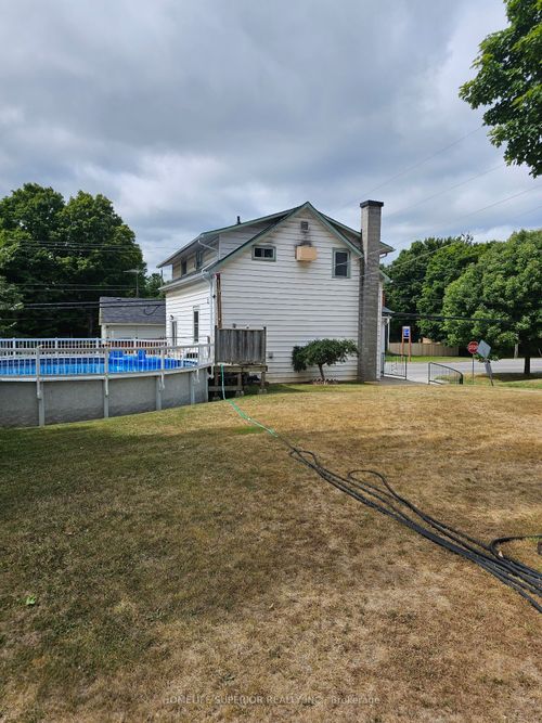 98 Paul Dr, Lanark, ON, K0G1K0 | Card Image
