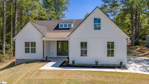 323 Wall St, Campobello, SC, 29322-8598 | Card Image