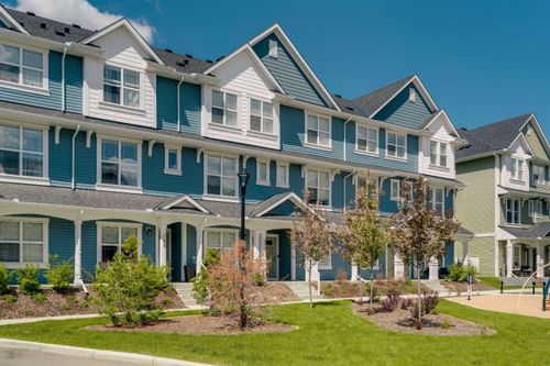 554 Copperstone Manor Se, Calgary, AB, T2Z5G5 | Card Image