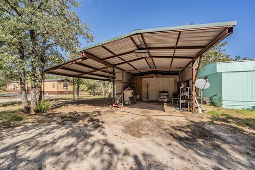 417 Wood River Rd, Millsap, TX, 76066-2217 | Card Image