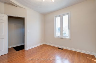 MAIN - 3 Muriel Ave, Home with 1 bedrooms, 1 bathrooms and 1 parking in Toronto ON | Image 3