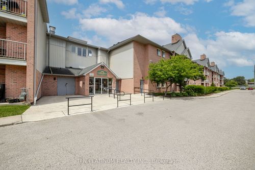 82-136 Conway Dr, London, ON, N6E3N1 | Card Image