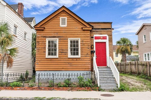 66 1/2 Lee St, Charleston, SC, 29403-5026 | Card Image