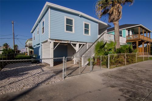 4123 Liberty Dr, Galveston, TX, 77554 | Card Image