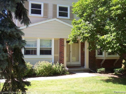 1500 Brentwood Dr, Troy, MI, 48098-2713 | Card Image