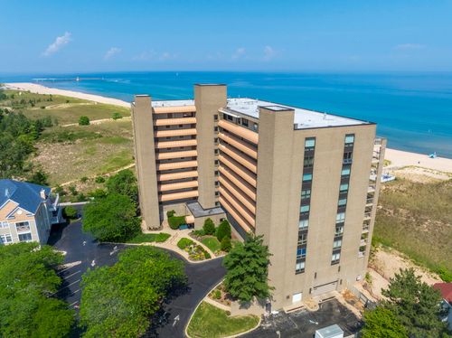 105-100 Lake Shore Dr, Michigan City, IN, 46360-3256 | Card Image