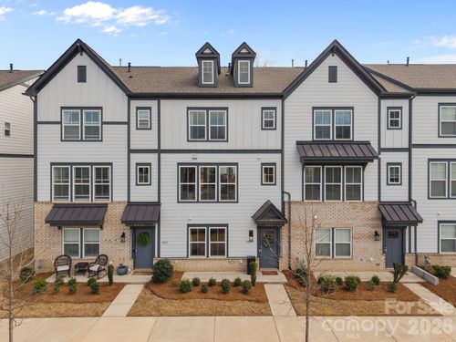 4021 Hidden Oaks Drive, Charlotte, NC, 28205 | Card Image
