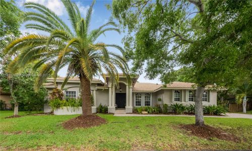 8229 Sw 173rd Ter, Palmetto Bay, FL, 33157-9219 | Card Image