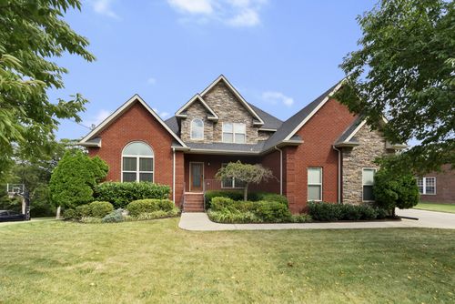 8054 Vineyard Ln, La Vergne, TN, 37086-5121 | Card Image