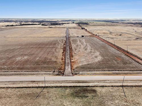 8300 Orchid Way, Cashion, OK, 73016 | Card Image