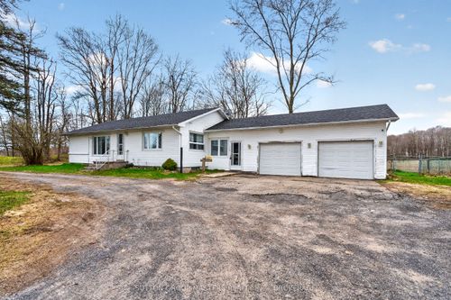 3248 Highway 32 Highway, Leeds and the Thousand Islands, ON, K0H2N0 | Card Image