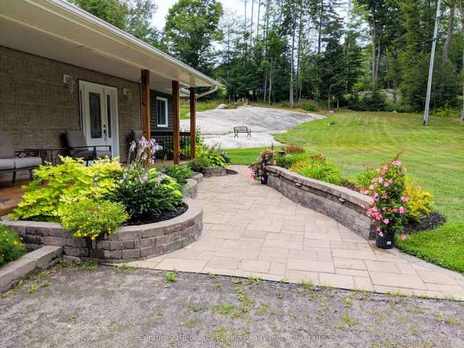 512 Big Moose Rd, House other with 3 bedrooms, 2 bathrooms and 8 parking in Corbeil ON | Image 4