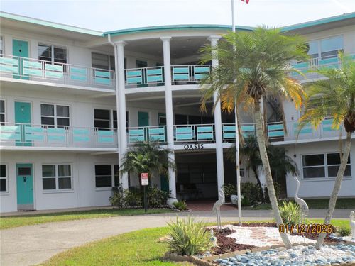 apt-305-1900 59th Ave N, ST PETERSBURG, FL, 33714-1561 | Card Image