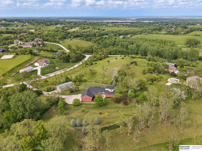 7881 Wisteria Way, House other with 5 bedrooms, 3 bathrooms and 3 parking in Fort Calhoun NE | Image 14