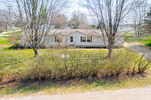 101 S C Ave, Athens, MI, 49011-9362 | Card Image