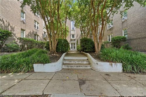 3c-940 Gates Ave, Norfolk, VA, 23517-1644 | Card Image