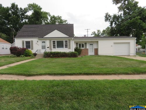 6752 Charles St, Omaha, NE, 68132-1138 | Card Image