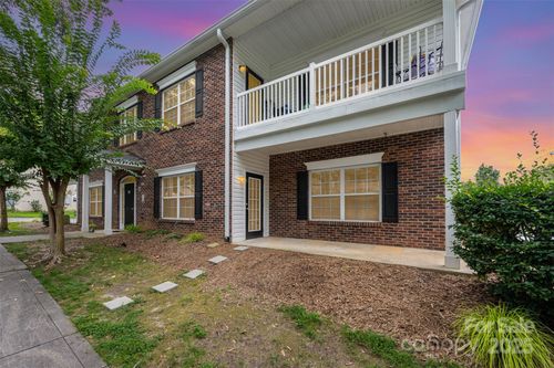 21252 Hickory St, Cornelius, NC, 28031-5729 | Card Image