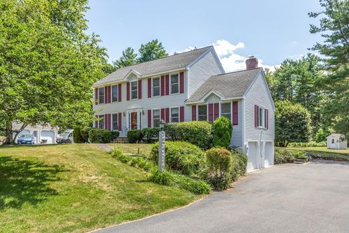 12 Ganley Dr, Salem, NH, 03079-2478 | Card Image