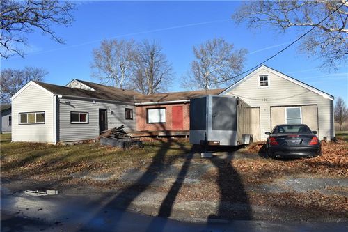 708 Lakeshore Dr, Rushville, MO, 64484-9512 | Card Image