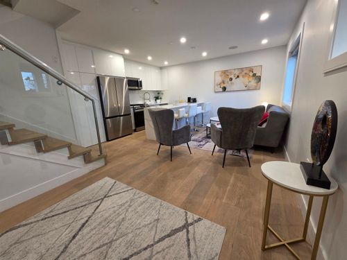 2881 E Georgia St, Vancouver, BC, V5K2K3 | Card Image