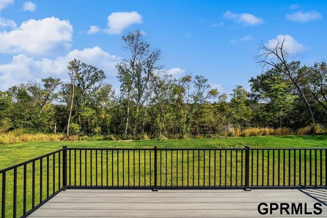 1325 Copper Mountain Dr, House other with 3 bedrooms, 3 bathrooms and 3 parking in Crescent IA | Image 46