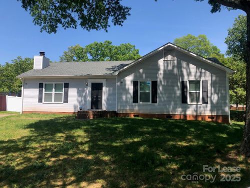 6907 Carriageway Ln, Charlotte, NC, 28227-8008 | Card Image